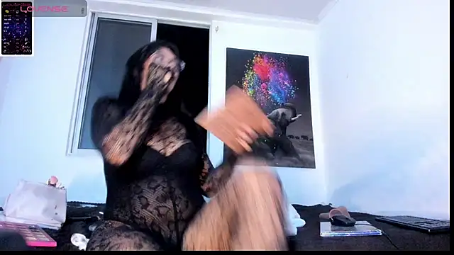 kaamilah online show from October 31, 2025, 3:58 am