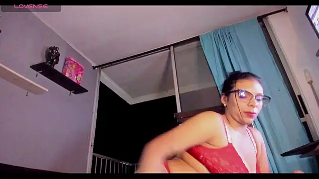 kaamilah online show from March 11, 2025, 7:46 am