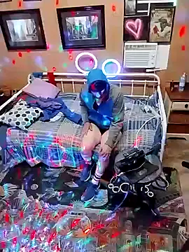 AlphaAlluring69 online show from December 10, 2024, 5:39 am