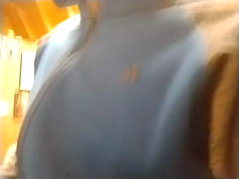 AlphaAlluring69 online show from December 8, 2024, 4:22 am