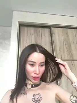 Yunasi online show from February 7, 2025, 8:55 am