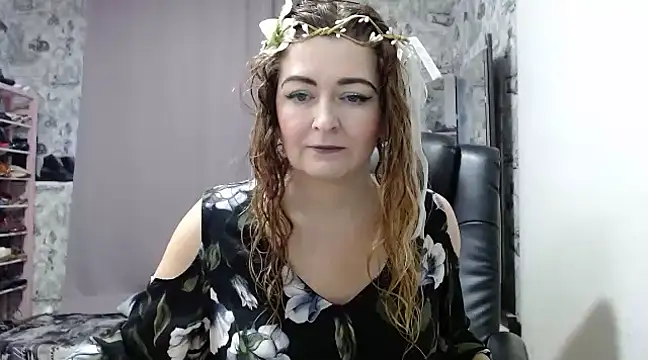Snapshot of Helen1974 chatting on January 22, 2025, 12:27 pm Helen1974 online show from January 22, 2025, 12:27 pm