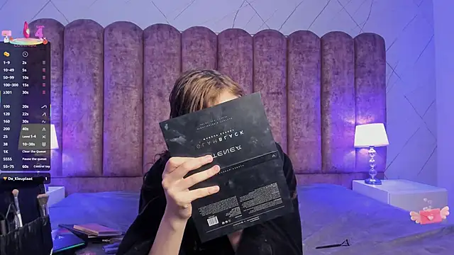 bellablack27 online show from March 11, 2025, 1:45 pm