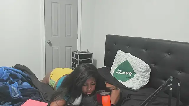 Snapshot of demi_xoxo chatting on February 3, 2026, 1:16 am demi xoxo online show from February 3, 2026, 1:16 am