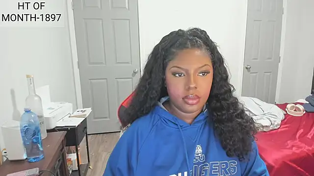 demi xoxo online show from November 23, 2025, 5:28 am