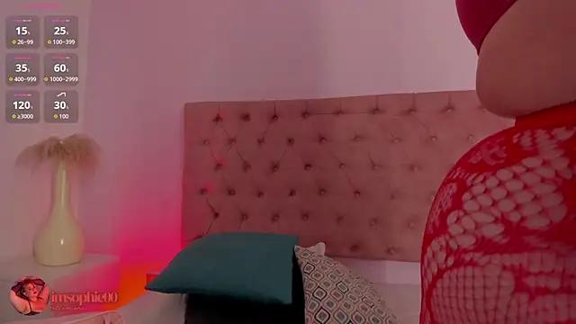 sophiarossee  online show from October 13, 2025, 12:51 pm