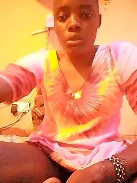 cute naimah online show from September 23, 2025, 8:32 am