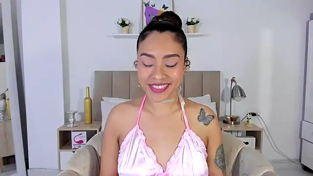 Zoe Gruber online show from May 15, 2026, 11:25 pm