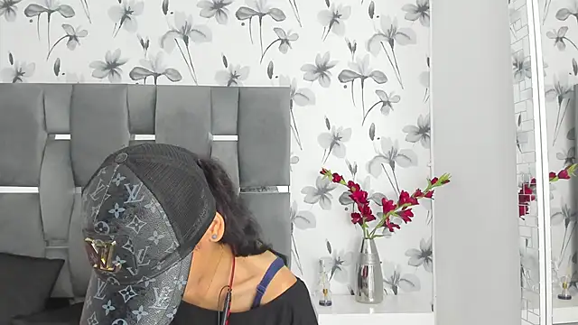 Ehotloveaxxx online show from October 12, 2025, 1:12 pm