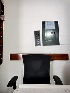 Eduardoxxx51 online show from November 18, 2025, 8:34 pm