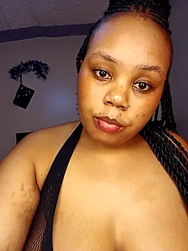 Snapshot of SexyTamarah chatting on March 17, 2025, 9:35 pm SexyTamarah online show from March 17, 2025, 9:35 pm