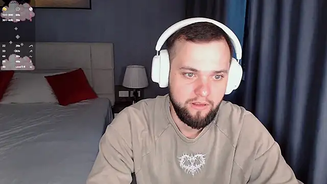 ChillyXO online show from June 28, 2026, 11:55 pm