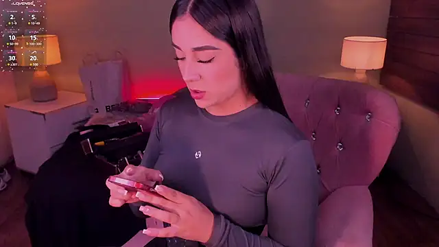 Sussy Bell01 online show from March 21, 2025, 8:29 pm