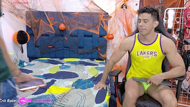 JoseRumbero26 online show from October 18, 2025, 12:07 pm