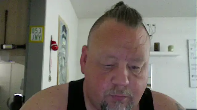Snapshot of pimmelmann3 chatting on May 4, 2026, 7:22 am pimmelmann3 online show from May 4, 2026, 7:22 am