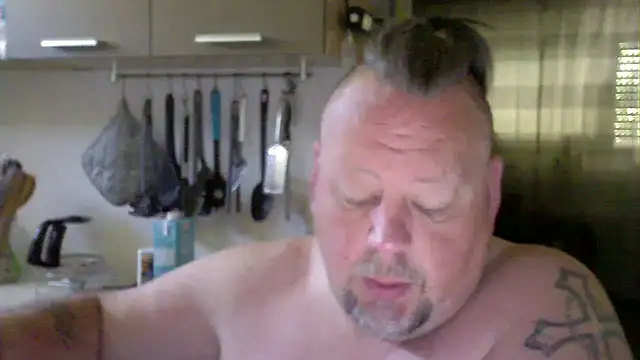 Snapshot of pimmelmann3 chatting on May 1, 2026, 9:25 am pimmelmann3 online show from May 1, 2026, 9:25 am