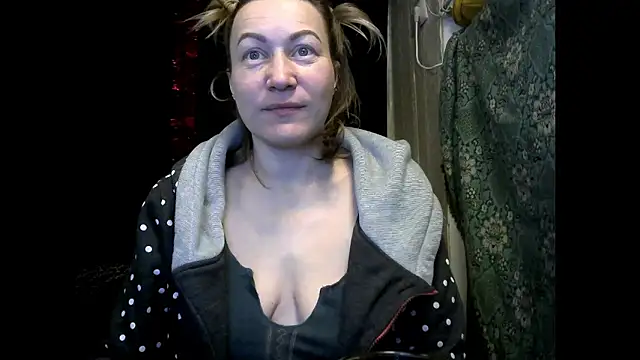 wLESLYMOSw online show from January 15, 2026, 6:50 am