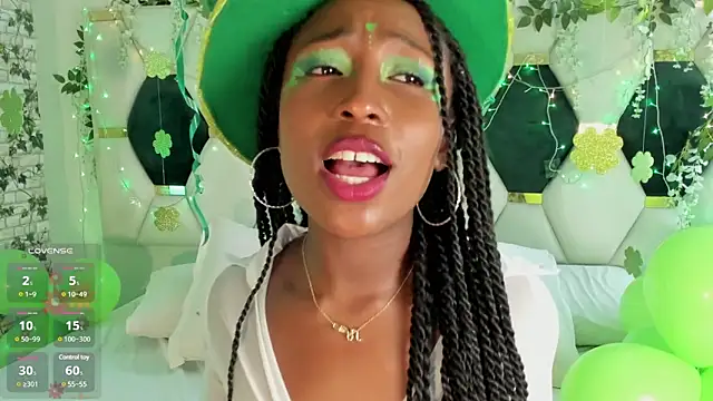 EmmaSanzz  online show from March 17, 2025, 6:00 pm