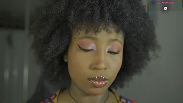 EmmaSanzz  online show from February 22, 2026, 11:01 am