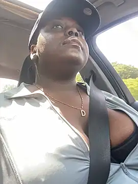 fantasygyal online show from May 8, 2026, 6:23 pm