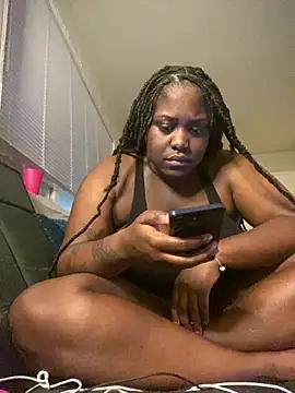 fantasygyal online show from May 25, 2026, 4:01 am