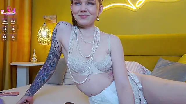 lessysweety online show from November 5, 2025, 4:15 am