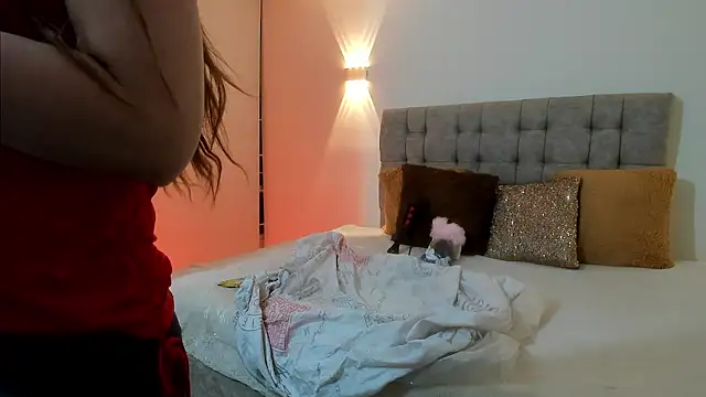 Carolina hernandez22 online show from September 15, 2025, 1:39 am