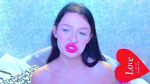 Vanessa Florence online show from September 12, 2025, 1:17 am