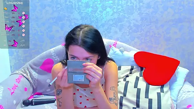 Vanessa Florence online show from September 28, 2025, 1:23 am