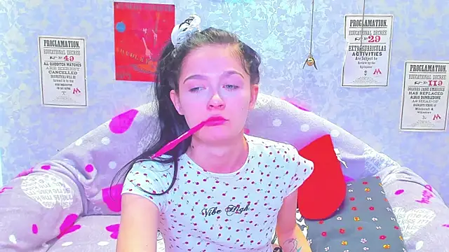 Vanessa Florence online show from February 22, 2025, 1:33 am