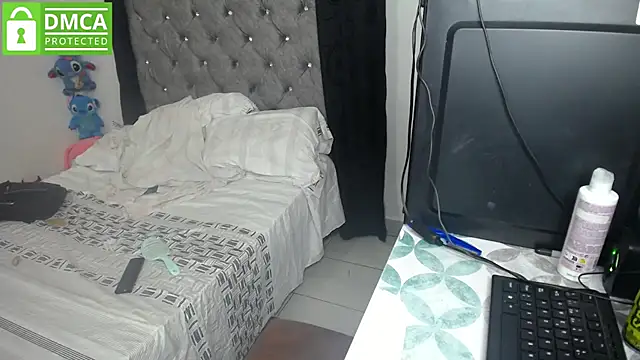 susana2523 online show from July 5, 2026, 2:38 am