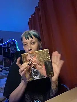 Dooubletroublee online show from October 15, 2025, 2:32 am