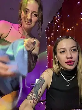 Dooubletroublee online show from March 22, 2025, 2:59 am