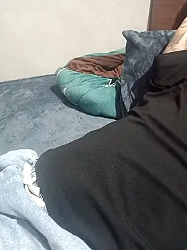 Snapshot of Vvvvvieett chatting on February 5, 2026, 12:56 pm Vvvvvieett online show from February 5, 2026, 12:56 pm