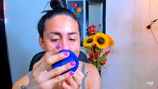 juanblakbigcock online show from March 28, 2026, 3:24 pm