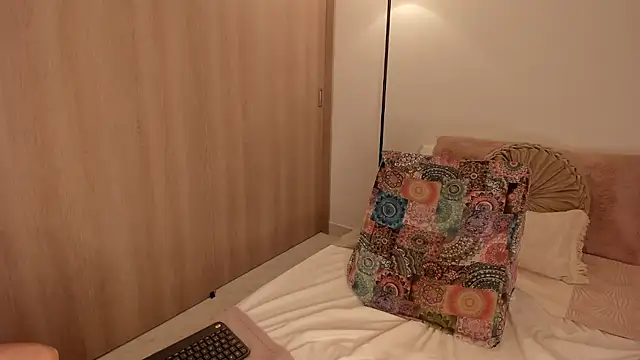 Lady lacey05 online show from December 22, 2025, 12:00 am