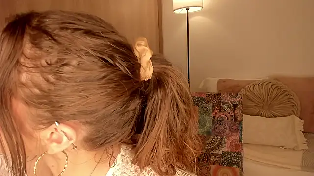 Lady lacey05 online show from December 15, 2025, 10:48 pm