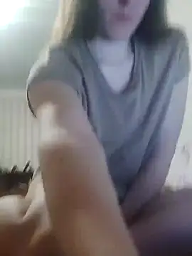 Snapshot of emeli_moon chatting on December 8, 2024, 8:36 pm emeli moon online show from December 8, 2024, 8:36 pm