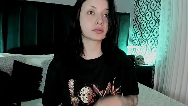 Snapshot of Adeelinee chatting on May 20, 2026, 8:06 pm Adeelinee online show from May 20, 2026, 8:06 pm