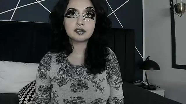Snapshot of Adeelinee chatting on March 6, 2025, 10:47 pm Adeelinee online show from March 6, 2025, 10:47 pm