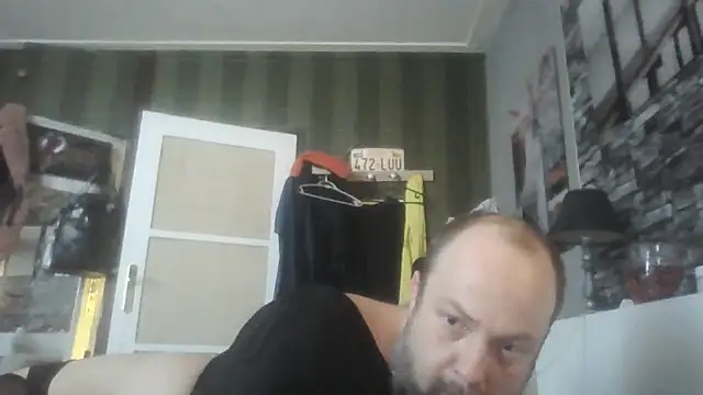 Prehistorixxx2686 online show from February 28, 2026, 1:55 pm