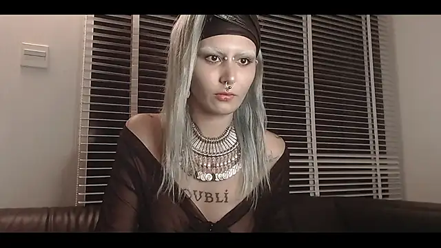 god x girl online show from May 30, 2026, 8:36 pm