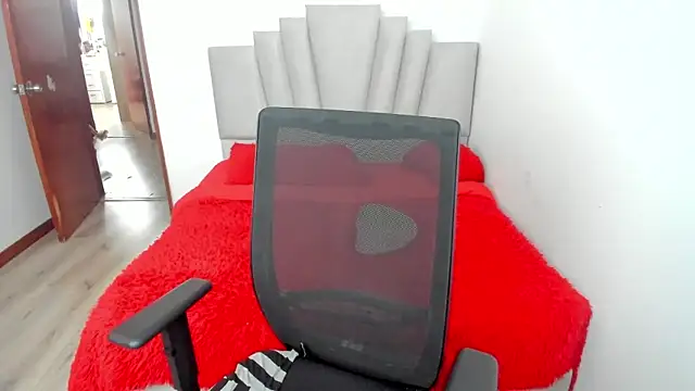 samantha  wilson online show from March 3, 2026, 7:43 pm