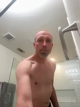 Snapshot of El_Gizmo chatting on February 23, 2025, 8:55 pm El Gizmo online show from February 23, 2025, 8:55 pm