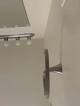 Snapshot of El_Gizmo chatting on February 15, 2025, 5:51 am El Gizmo online show from February 15, 2025, 5:51 am