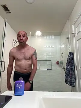 Snapshot of El_Gizmo chatting on March 11, 2025, 8:41 am El Gizmo online show from March 11, 2025, 8:41 am