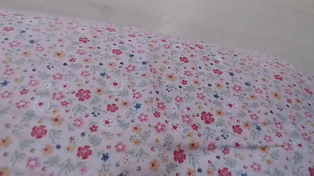 CRISTIINA37 online show from April 7, 2026, 12:18 pm