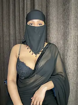 Snapshot of YourThirstySlut chatting on February 7, 2026, 7:22 pm YourThirstySlut online show from February 7, 2026, 7:22 pm