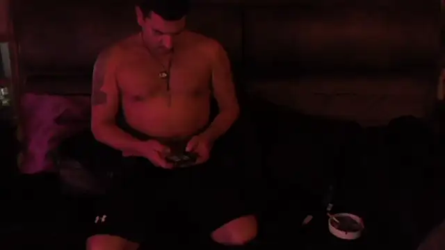 Snapshot of Hard_to_Handlexxx chatting on January 16, 2026, 12:36 am Hard to Handlexxx online show from January 16, 2026, 12:36 am