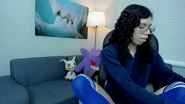 Angel Dust18 online show from October 14, 2025, 4:07 pm